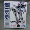 ROBOT魂　ガンダムF91　エボリューションスペック　レビュー　その2　付属品とポーズ