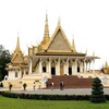 灼熱のカンボジア巡礼旅＿王宮と蛇