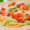 キャベツと塩ざけのパスタ＆チキンステーキ