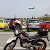 バイクと飛行機の写真が撮れる公園