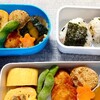 今日の親子弁当、ゴマ団子