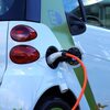 欧州で電気自動車販売が減少、ハイブリッド車は増加
