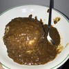 レトルトカレーの銀座キーマ中辛を食べました！ 普通のカレーはご飯に半掛け、キーマカレーはご飯の上面に全掛けするのが好きです