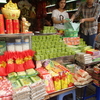 Bánh Cốm バインコムの店が並ぶ　Hàng Thanハンタン通り