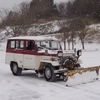 群馬県高山村で三菱ジープ（J30系 デリバリワゴン？）による雪かきに遭遇！（動画あり）