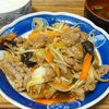 今日の食べ物　夜食に豚肉と野菜の炒め物