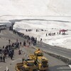 立山黒部アルペンルート、高原バスから見る雪の大谷
