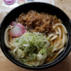 小倉駅ホームの「かしわうどん」　麺・かしわ・ネギの一体感が素晴らしい