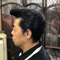 リーゼント のスタイリングを動画でやってみる 鈴鹿市ヘアサロン バーバーそらまめ S Blog