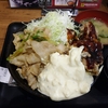 “ゴロ・ガリ・タル”唐揚げ合盛りすた丼。伝説のすた丼屋