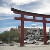 残暑の若宮大路