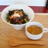 【COLORI】昼はオシャレなカフェで、夜は串揚げ居酒屋。9月オープンの二毛作的なお店(中区小町)