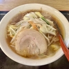 【今週のラーメン５６９７】一圓 三鷹北口店（東京・武蔵野市西久保）三鷹ラーメン ＋ ジャンボ餃子２個　〜勤め人の昼飯王者！餃子＆野菜らーめん！大衆中華食堂感覚万万歳三唱！