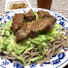 今朝の麺トレは肉蕎麦