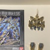 お盆休み２日目はのんびりガンプラ作っています。