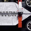 レゴを使って組み立てられたマシンが紙飛行機を折って飛ばす様子がYouTubeで公開されているよ！