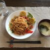 スパゲティとお刺身