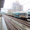 高松駅待機線に止まる3編成の快速マリンライナー