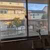 10/14(月)　「朝の光が差し込めば、汚れた部屋も、金色に輝く！」　昔、歌った、歌の歌詞、その物だ！ありがとう