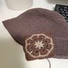 セリアMブークレ3玉ちょうどでできたバケットハット