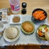 卵かけごはん。コロッケ。鶏ムネ肉野菜味噌汁(４日目) 。昼と夕。