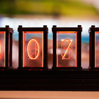 ニキシー管風デジタル時計 EleksTube IPS EleksMaker EleksTube IPS Digital Nixie Tube Clock | Official