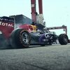 トロロッソ カルロスサインツがペルーの造船所で大暴れ!動画