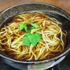 【めん房たけや】こぎん作品を鑑賞しながら「たけやそば定食」