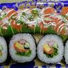 鮭のサラダ寿司　と　太巻き寿司