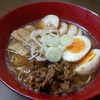 醤油ラーメンと中華丼　22