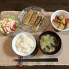 鶏じゃがと棒餃子