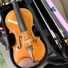 予備の弦を持っておく🎻ケースを開けたら弦が切れてました😭