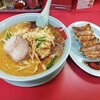 ラーメン山岡家にて新メニューのガツン系もやし味噌ラーメン餃子セット食べる🍴