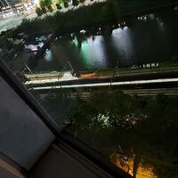 お堀端の駅、市ヶ谷