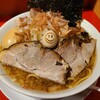 【泪橋 新橋店】あっさりコク旨二郎系「マンモスラーメン」が新橋に復活オープン