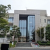 北名古屋市立図書館を訪れる