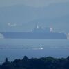 　海辺の風景・護衛艦かが