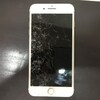 画面の割れたiPhoneも画面交換修理で新品と見間違えるほどピカピカになります(^^♪さらに『ガラスコーティング』で衝撃にも強く！！