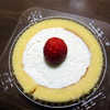 ねむい。いちごのロールケーキ。