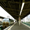 横浜の東海道旅客線を走る貨物列車を撮ってきました～。