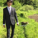 オオカミ犬のトトロと生きる男