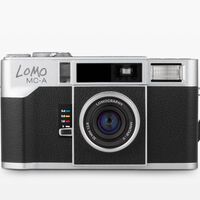 GRのようなコンパクトで重みのある35mmフィルムカメラ／Lomo（ロモ