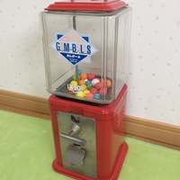 ファミリーマートによくある10円ガムのガチャガチャ！ - ひとりブログ