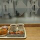 昼食は腹６分目かな？