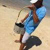 地球（日本）🌎の真裏：ブラジルのビーチ🏖で”あるある”。こんな暑い所💦で、何で「チーズの炭火焼🧀」なのさ!?