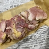 井料鶏肉店の鶏刺し／川辺