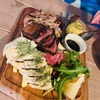 BRUSSELS 大手町店｜大手町｜オープンテラスで肉＆チーズ＆肉