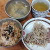 鯖の味噌汁と豚モヤシ炒め