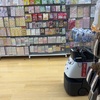 【100均日記】ダイソーにオススメ商品を紹介しつつ床掃除するお掃除ロボットがいたよ🎶