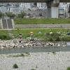 コロナ禍中の連休の河原